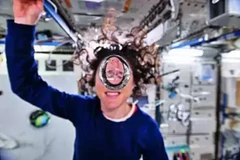 NASA đạt mức tái chế nước siêu cao từ nước tiểu và mồ hôi