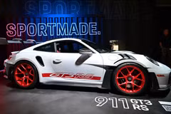 Porsche đang đàm phán để tích hợp phần mềm Google trên xe của hãng