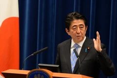 Vì sao Thủ tướng Nhật Bản Shinzo Abe giải tán Hạ viện sớm?