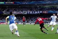 Clip Ashley Young ăn vạ làm xấu mặt Manchester United