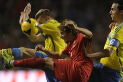 Tin tối 20/11: Real nhận hung tin, Jones làm M.U lo lắng