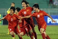 Tuyển nữ Việt Nam vào bán kết vớ ngôi nhất bảng.