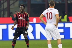 AC Milan chia điểm với Roma, Juventus hoan hỉ