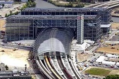 Đường vào nhà ga chính Berlin. (Nguồn internet)