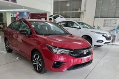 Nhiều mẫu ôtô được giảm giá để kích cầu tiêu dùng. (Ảnh minh họa: PV/Vietnam+)