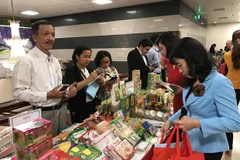 Người tiêu dùng ngày càng khắt khe hơn đối với các tiêu chuẩn về sản xuất xanh và bền vững. (Ảnh: Đức Duy/Vietnam+)