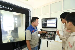 Tuyển sinh đối tượng học sinh tốt nghiệp trung học cơ sở vào học giáo dục nghề nghiệp trong những năm gần đây đã có xu hướng tăng mạnh hơn. (Ảnh: TTXVN) 