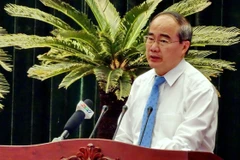 Ủy viên Bộ Chính trị, Bí thư Thành ủy Nguyễn Thiện Nhân kết luận hội nghị. (Ảnh: Thế Anh/TTXVN)