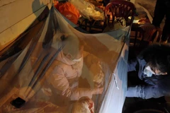 [Video] Xuyên đêm cùng những tấm lòng vàng cứu rét người vô gia cư 