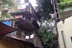 Ba con tin bị tên cướp khống chế tại khu tập thể Thanh Xuân Bắc