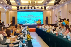 Hội nghị Liên kết phát triển sản phẩm du lịch mới, tour du lịch Hà Nội-Sơn La. (Ảnh: TTXVN phát) 