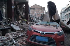 Hiện trường đổ nát sau vụ nổ xe bồn ở thành phố Ôn Lĩnh, tỉnh Chiết Giang, Trung Quốc tối 13/6/2020. (Nguồn: THX/TTXVN) 