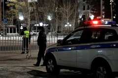 Cảnh sát gác trước tòa thị chính ở Nur-Sultan, Kazakhstan, ngày 5/1/2022. (Ảnh: THX/TTXVN) 