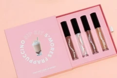 Bộ sản phẩm "S'mores Frappuccino Sip Kit" của Starbucks. (Nguồn: Allure)