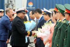 Tàu HMS Enterprise của Hải quân Hoàng gia Anh thăm xã giao Hải Phòng