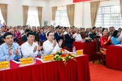 Chủ tịch Quốc hội Trần Thanh Mẫn và đại biểu dự ngày hội. (Ảnh: Doãn Tấn/TTXVN)