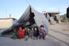 Trẻ em tại Paktika, Afghanistan. (Ảnh: THX/TTXVN)