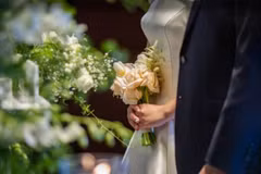 Dịch vụ hủy ảnh cưới đang hút khách nhờ tỷ lệ ly hôn ngày càng gia tăng. (Nguồn: Yonhap)