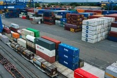 EU lo ngại Trung Quốc đang ưu tiên các nhà cung cấp trong nước khi mua sắm thiết bị y tế. (Nguồn: AFP)