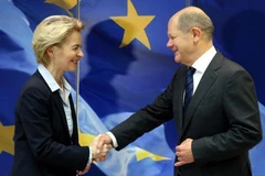 Tân Thủ tướng Đức Olaf Scholz và Chủ tịch Ủy ban châu Âu (EC) Ursula von der Leyen. (Nguồn: ruptly.tv) 