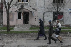 Người dân Ukraine. (Ảnh: THX/TTXVN)