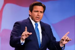 Thống đốc bang Florida Ron DeSantis. (Ảnh: AFP/TTXVN) 