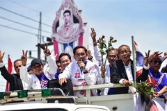 Thủ tướng Thái Lan Prayut Chan-o-cha phát biểu trong chiến dịch vận động tranh cử ở Narathiwat ngày 8/5/2023. (Ảnh: AFP/TTXVN) 