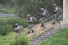 Binh sỹ tham gia cuộc tập trận chung Hàn Quốc-Mỹ tại Pocheon, cách thủ đô Seoul của Hàn Quốc 70km về phía đông bắc, ngày 19/9/2017. (Nguồn: AFP/TTXVN) 