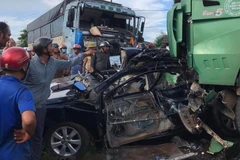 Hiện trường vụ tai nạn. (Ảnh: TTXVN phát)