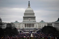 Người biểu tình tập trung tại khu vực tòa nhà Quốc hội Mỹ ở Washington, DC ngày 6/1/2021. (Ảnh: AFP/TTXVN)
