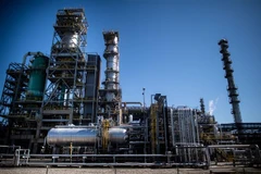 Một cơ sở lọc dầu ở Bratislava, Slovakia. (Nguồn: AFP/TTXVN) 
