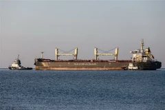 Tàu chở ngũ cốc rời cảng Chornomorsk (Ukraine), lên đường tới Teesport (Anh), ngày 5/8/2022. (Ảnh: AFP/TTXVN)