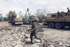 Lực lượng an ninh Afghanistan điều tra tại hiện trường một vụ tấn công tại thành phố Gardez, tỉnh Paktia, Afghanistan, ngày 14/5/2020. (Nguồn: THX/TTXVN) 