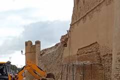 Sập bức tường thành cổ ở Tunisia