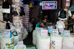 Gạo được bày bán tại Yangon, Myanmar. (Nguồn: AFP/TTXVN)