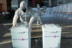 Một điểm bỏ phiếu ở Hàn Quốc. (Nguồn: AP) 