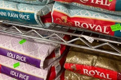 Gạo Ấn Độ được trưng bày tại một cửa hàng ở New York. (Nguồn: AP)