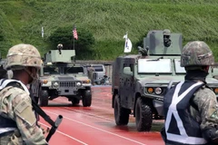 Binh sỹ Hàn Quốc và Mỹ tham gia cuộc tập trận chống khủng bố tại Busan, Hàn Quốc, ngày 29/8/2022. (Ảnh: YONHAP/TTXVN) 