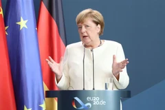 Thủ tướng Đức Angela Merkel phát biểu tại họp báo sau Hội nghị thượng đỉnh EU-Trung Quốc. (Ảnh: Mạnh Hùng/TTXVN) 