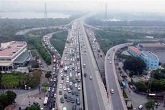Đường Vành đai 3 trên cao. (Ảnh: Phạm Kiên/TTXVN) 