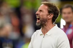 Niềm vui của ông Gareth Southgate, huấn luyện viên đội tuyển Anh, sau khi đội nhà giành thắng lợi 2-1 trước Hà Lan. (Ảnh: THX/TTXVN)