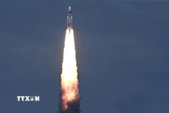 Vụ phóng tàu Chandrayaan-3 từ trung tâm vũ trụ Satish Dhawan tại bang Andhra Pradesh, miền Nam Ấn Độ ngày 14/7/2023. (Ảnh: AFP/TTXVN)