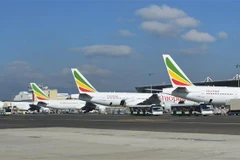 Máy bay của Ethiopian Airlines tại sân bay quốc tế Bole, thủ đô Addis Ababa, Ethiopia. (Ảnh: Phi Hùng/TTXVN) 