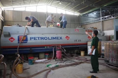 Bắt quả tang vụ làm giả xăng quy mô lớn tại Bà Rịa-Vũng Tàu