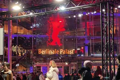 Khai mạc Liên hoan phim quốc tế Berlin tại Berlinale Palast. (Ảnh: Phương Hoa/TTXVN)
