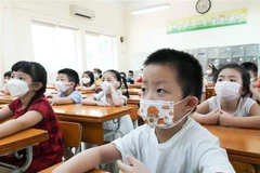 Học sinh tiểu học của Hà Nội học trực tiếp tại trường. (Ảnh: Thanh Tùng/TTXVN) 