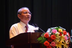 Bí thư Thành ủy Đà Nẵng Trương Quang Nghĩa phát biểu tại buổi tiếp xúc cử tri. (Ảnh: Văn Dũng/TTXVN) 