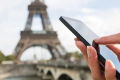 Google Translate cho phép người dùng quét hình ảnh biển báo hoặc menu và dịch theo thời gian thực sang ngôn ngữ mong muốn. (Nguồn: Getty Images)