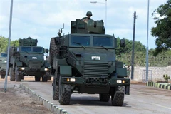 Binh sỹ Somalia tuần tra tại Mogadishu. (Ảnh: AFP/TTXVN) 