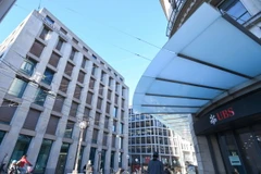 Biểu tượng Ngân hàng UBS tại Geneva, Thụy Sĩ. (Ảnh: THX/TTXVN)